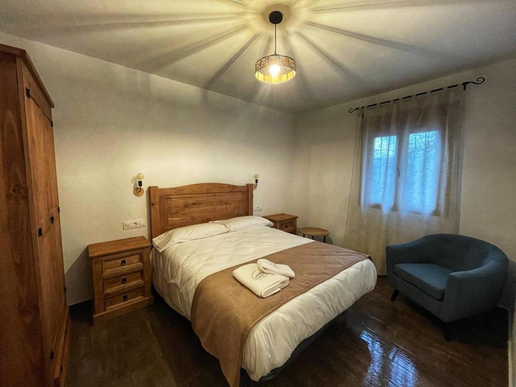 Apartamentos Dona Jimena Del Ambroz 4 Estrellas Complejo Unico En El Centro Del Pueblo - Piscina Ya Abierta Хервас Экстерьер фото