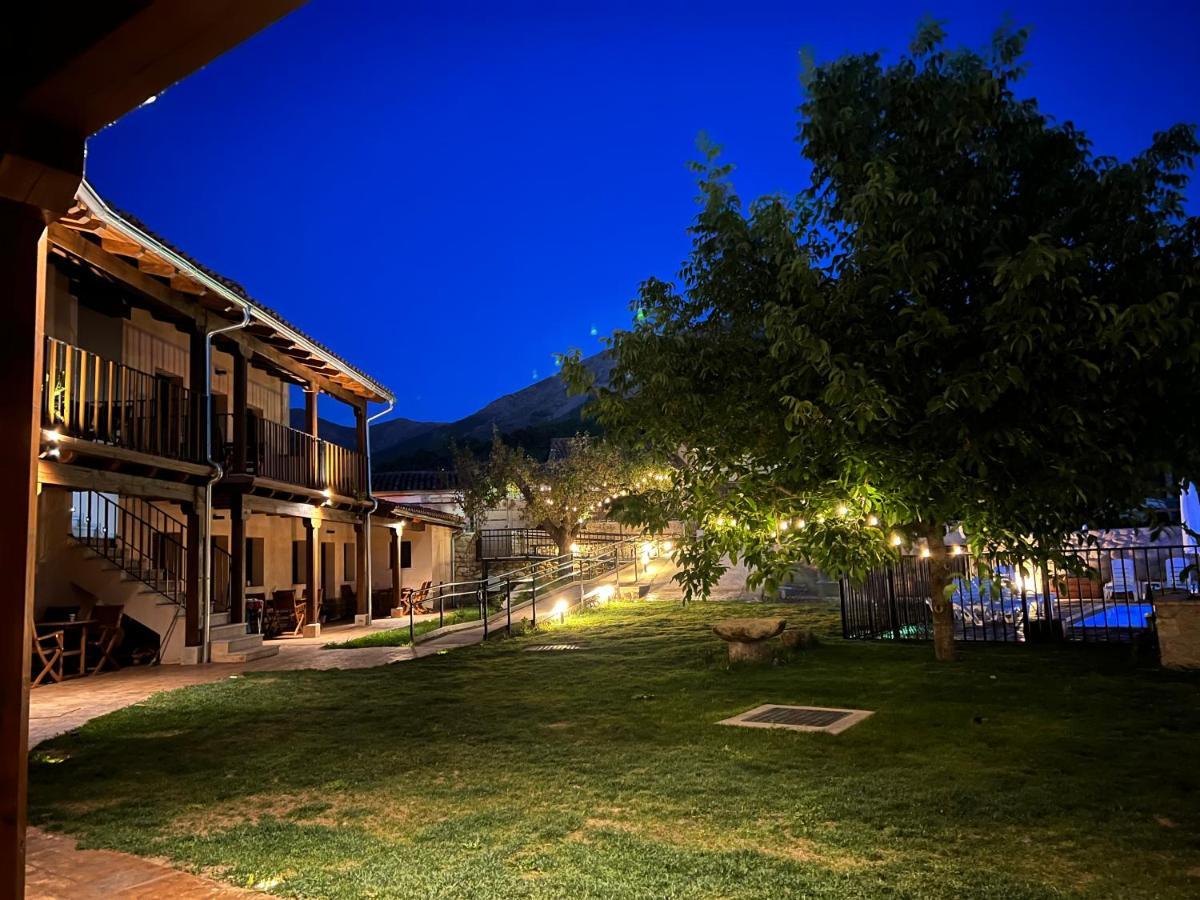 Apartamentos Dona Jimena Del Ambroz 4 Estrellas Complejo Unico En El Centro Del Pueblo - Piscina Ya Abierta Хервас Экстерьер фото