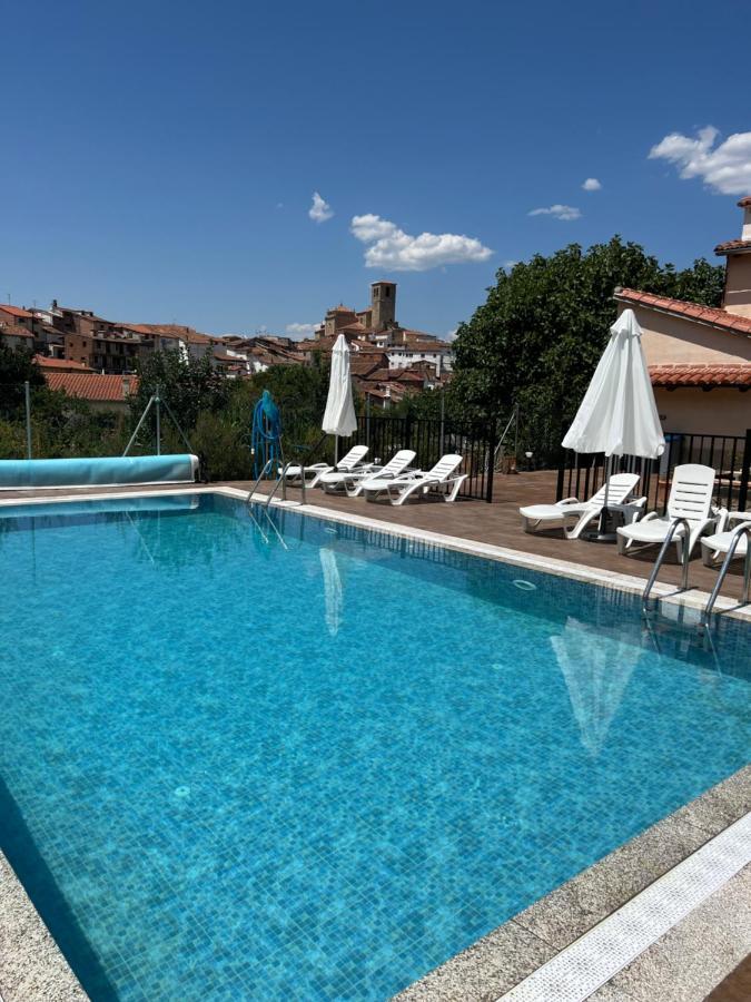 Apartamentos Dona Jimena Del Ambroz 4 Estrellas Complejo Unico En El Centro Del Pueblo - Piscina Ya Abierta Хервас Экстерьер фото