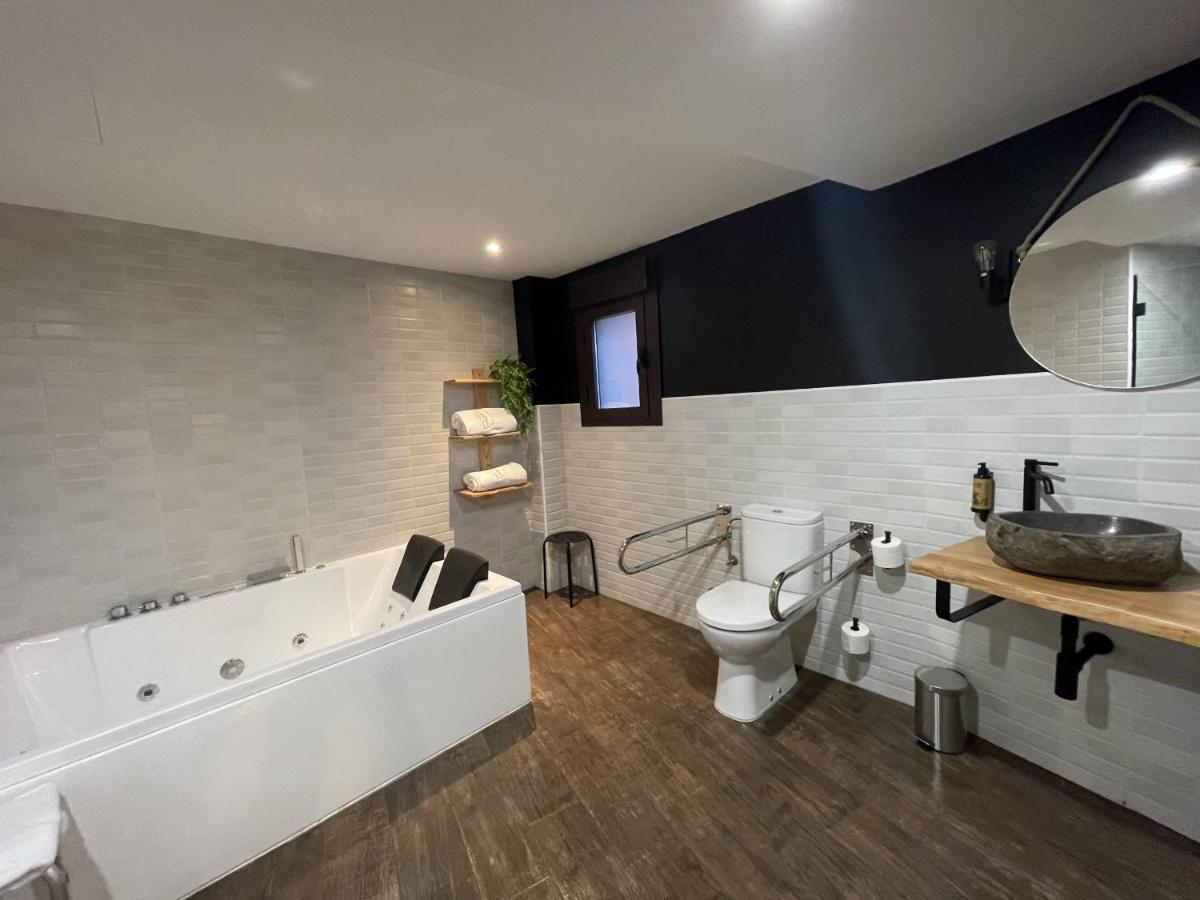 Apartamentos Dona Jimena Del Ambroz 4 Estrellas Complejo Unico En El Centro Del Pueblo - Piscina Ya Abierta Хервас Экстерьер фото