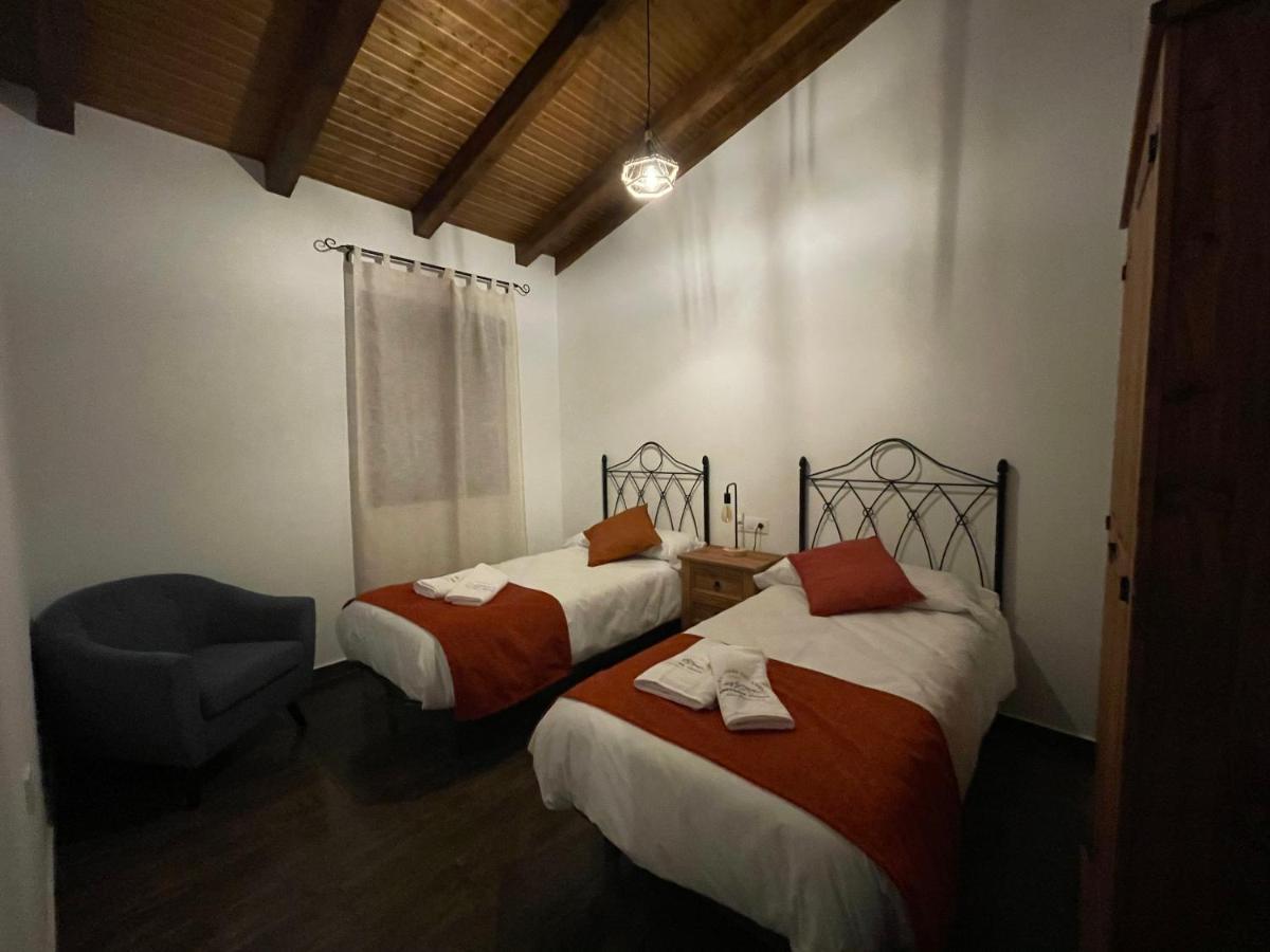 Apartamentos Dona Jimena Del Ambroz 4 Estrellas Complejo Unico En El Centro Del Pueblo - Piscina Ya Abierta Хервас Экстерьер фото